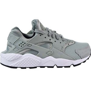 Nike Women’s Air Huarache Run SE - 8 - NWOT